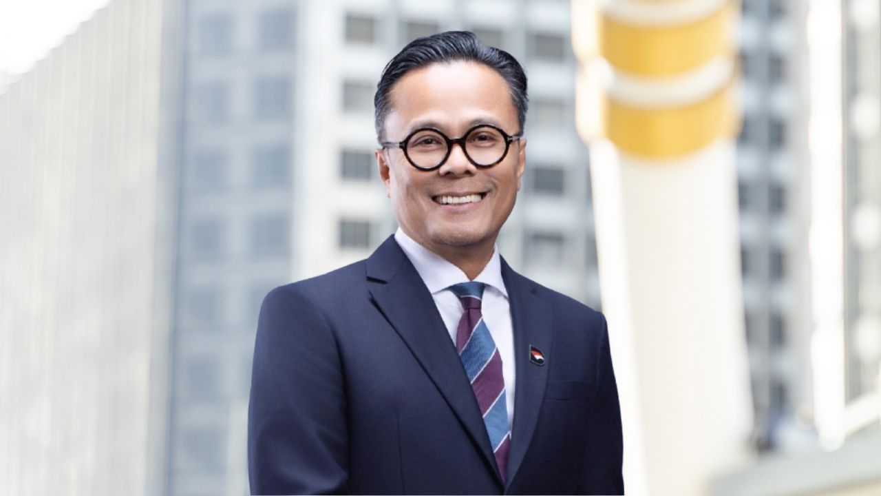 Profil Dony Oskaria - FNA