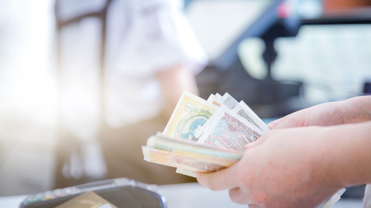 Negara dengan Mata Uang Terendah di Dunia