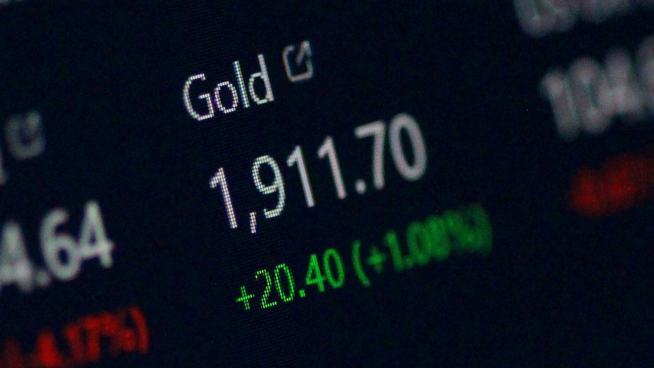 Ilustrasi Emiten Emas