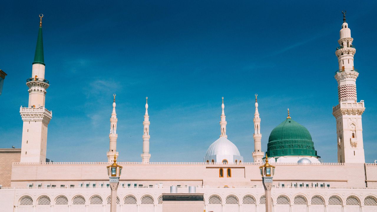 Masjid Nabawi - Photo by Sami TÜRK via pexels
